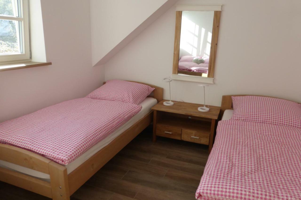 Ferienwohnung Am Groelisbach Roetgen Esterno foto